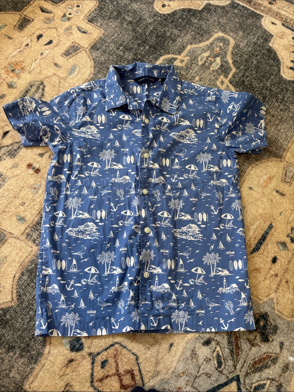 Janie and Jack Blue Short-Sleeve Button-Down with White Beach Print, size 7